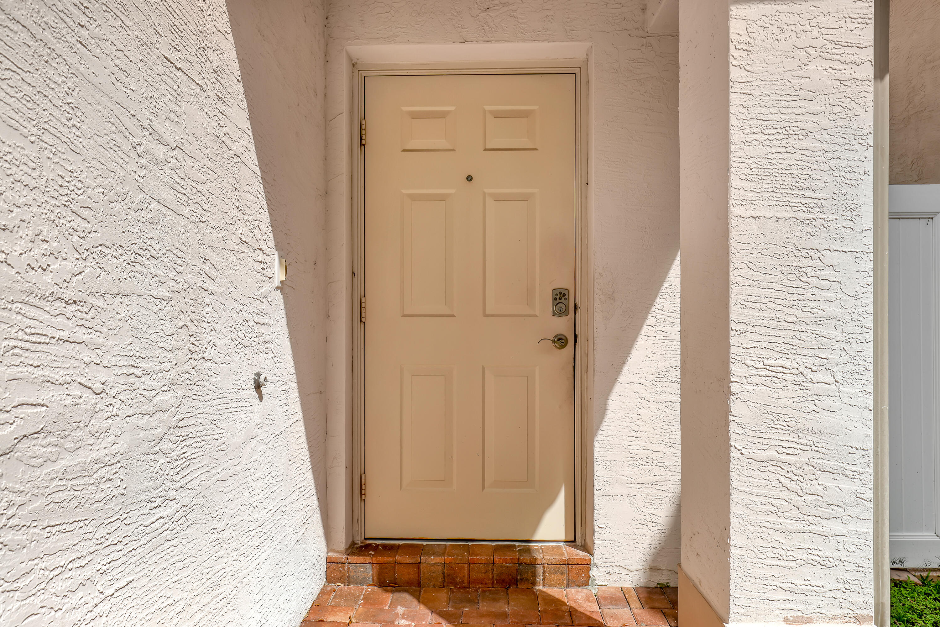 5033 Northern Lights Drive