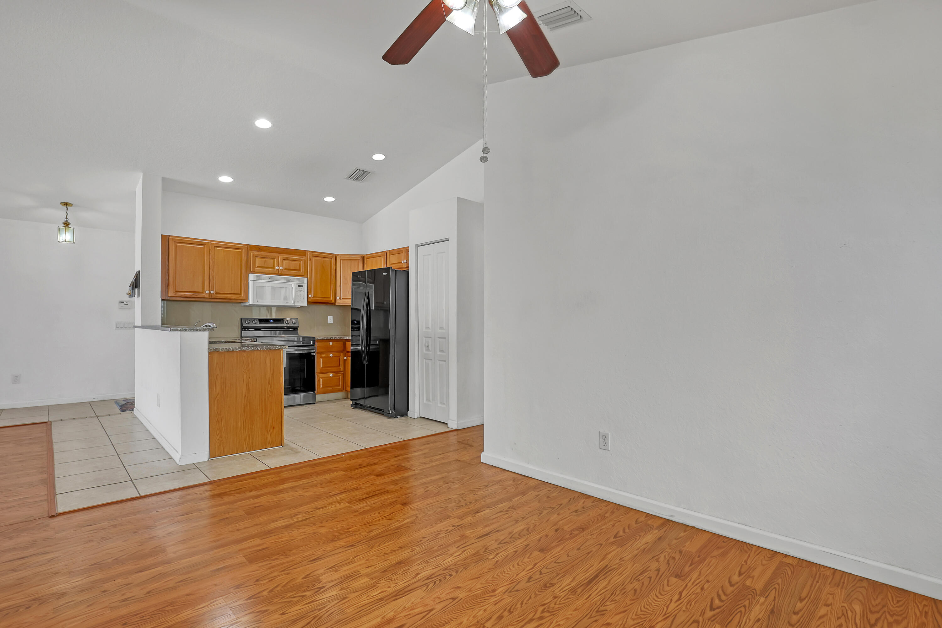 NAUTICA ISLES 4 - Residential