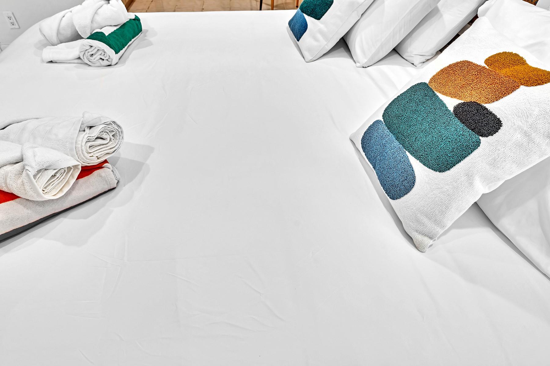 Hollywood 1-21 B - Residential Lease