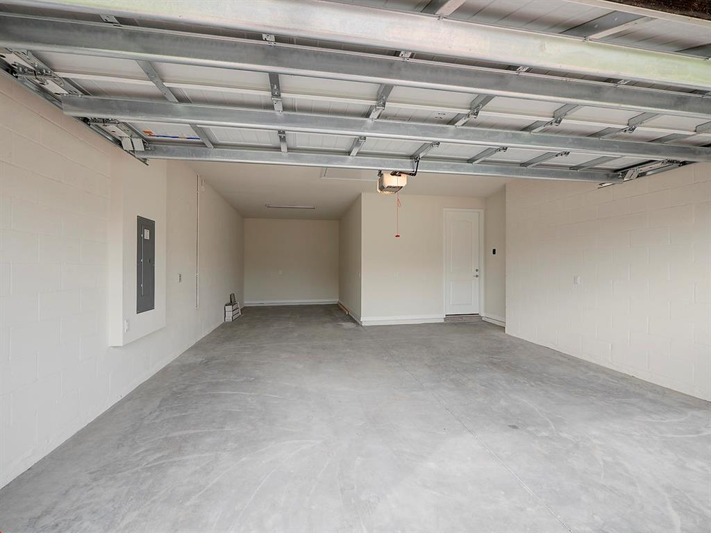 DEL WEBB AT TRADITION - Residential