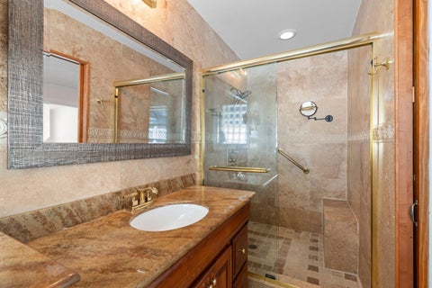 Tiny photo for 930 SE 10TH Court, Pompano Beach, FL 33060 (MLS # B26071887)