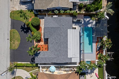 Tiny photo for 930 SE 10TH Court, Pompano Beach, FL 33060 (MLS # B26071887)