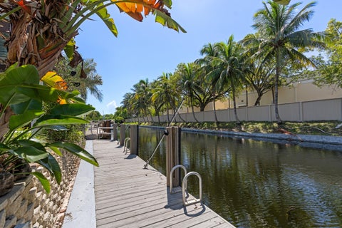 Tiny photo for 930 SE 10TH Court, Pompano Beach, FL 33060 (MLS # B26071887)