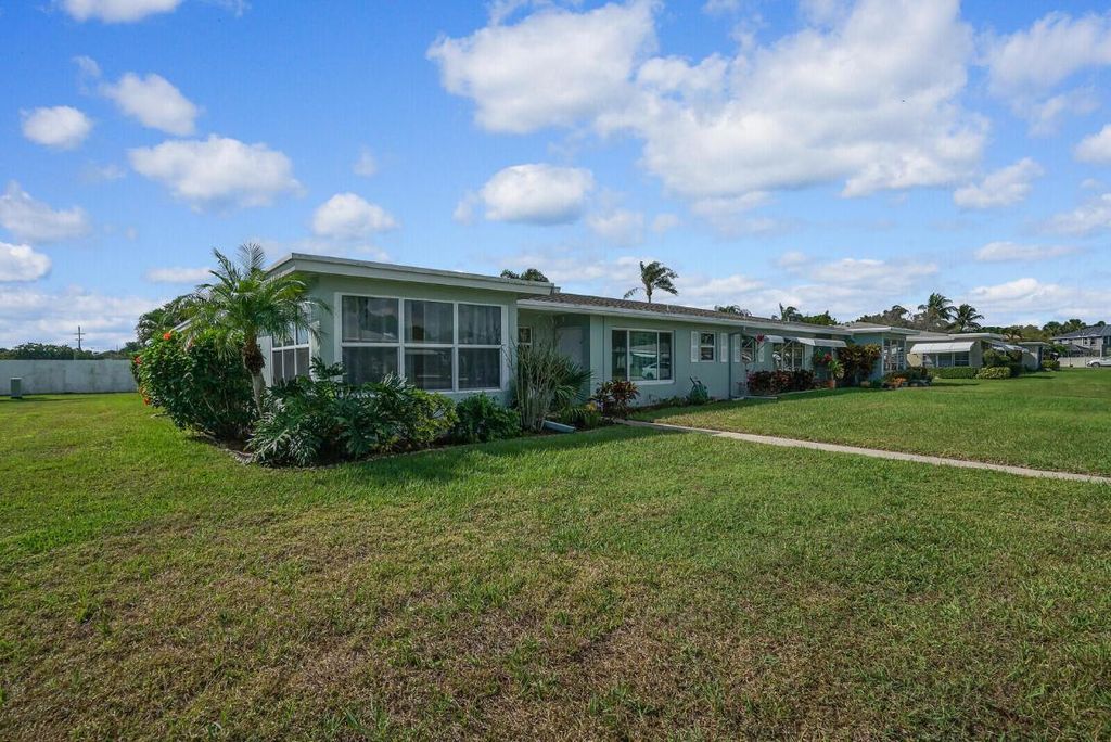 Photo of 202 High Point Terrace W #A, Delray Beach, FL 33445 (MLS # R11134506)
