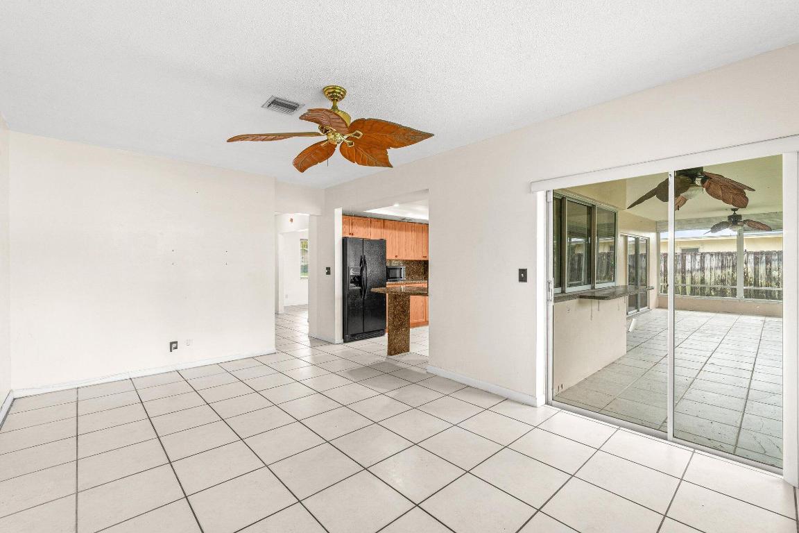 BOCA RATON SQUARE UNIT 12 - Residential