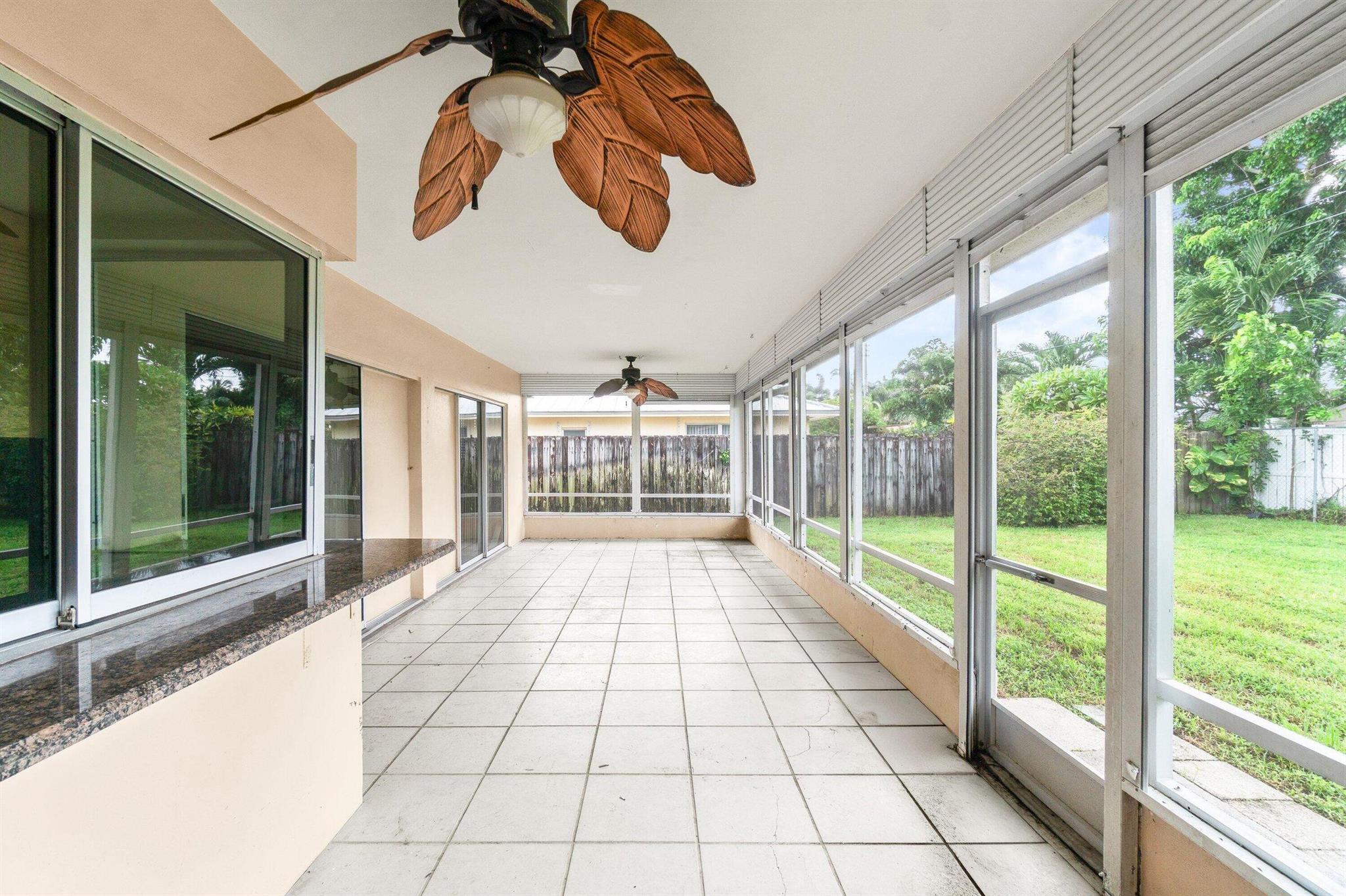 BOCA RATON SQUARE UNIT 12 - Residential