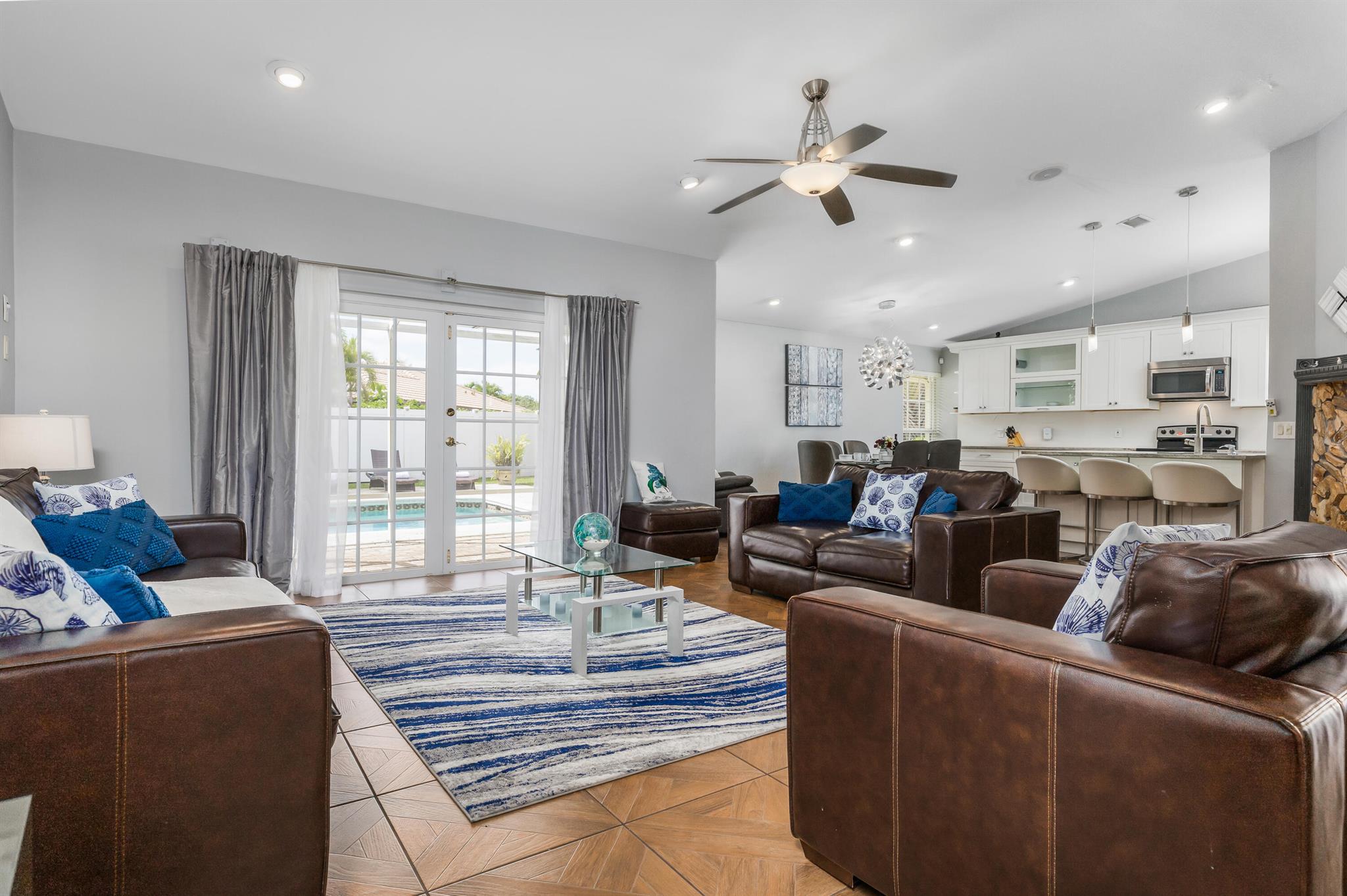 7049 San Salvador Drive