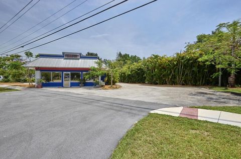 2095 NW Federal Highway Jensen Beach FL 