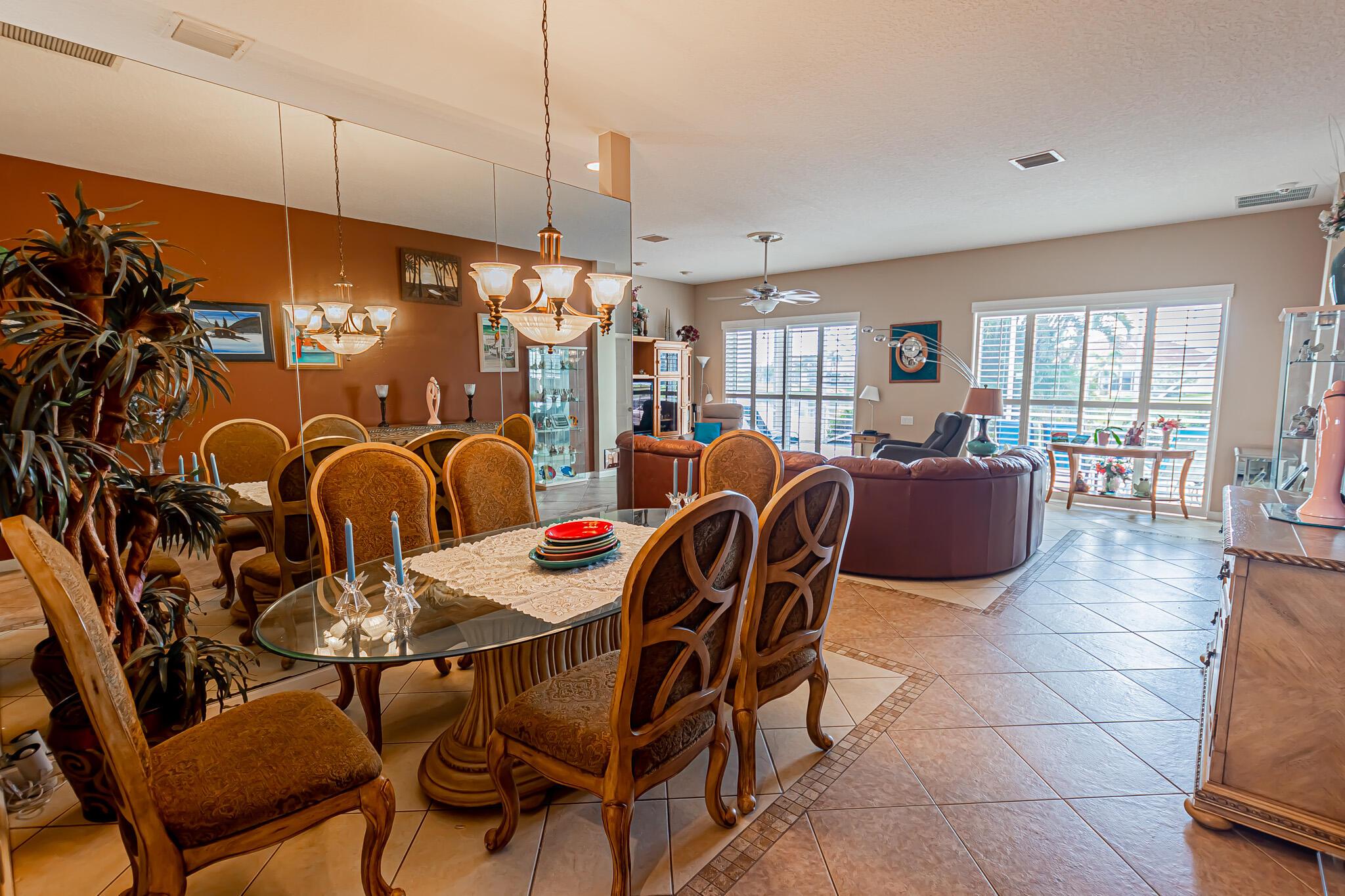 307 NW Clearview Court