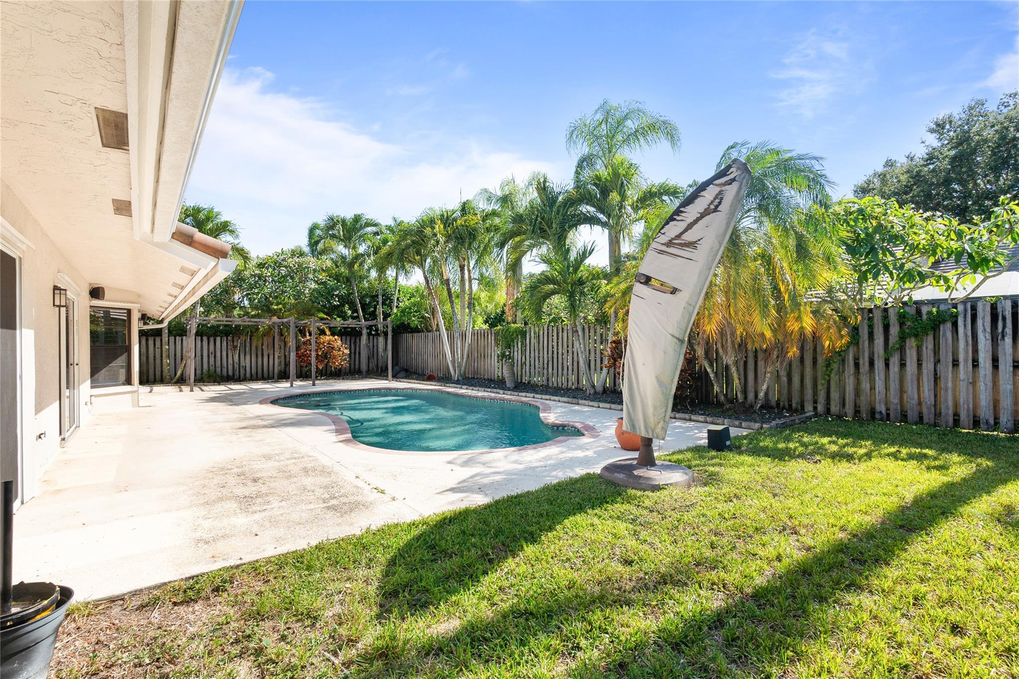 Jacaranda Prcl 101 132-17 - Residential