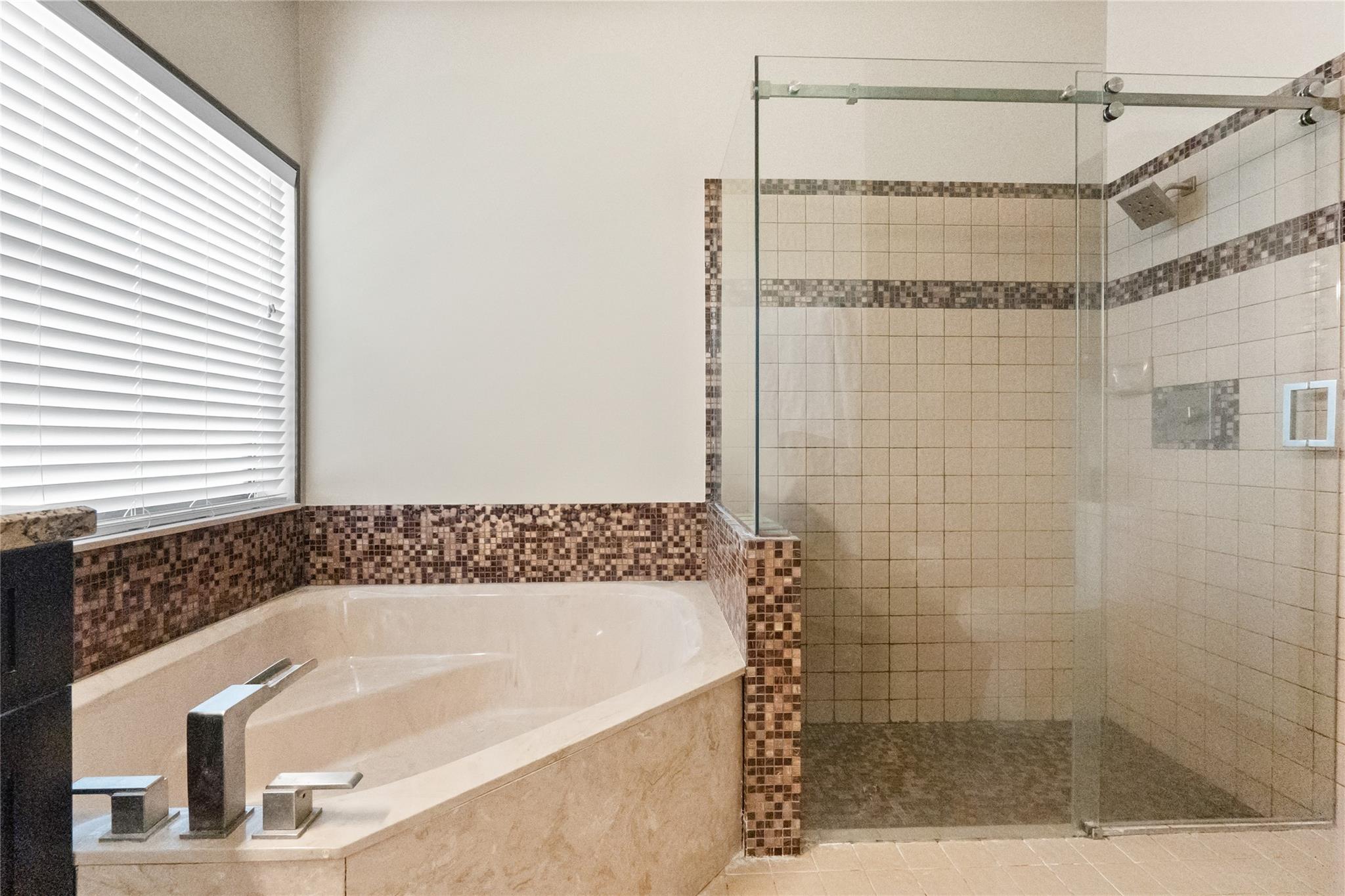 Jacaranda Prcl 101 132-17 - Residential