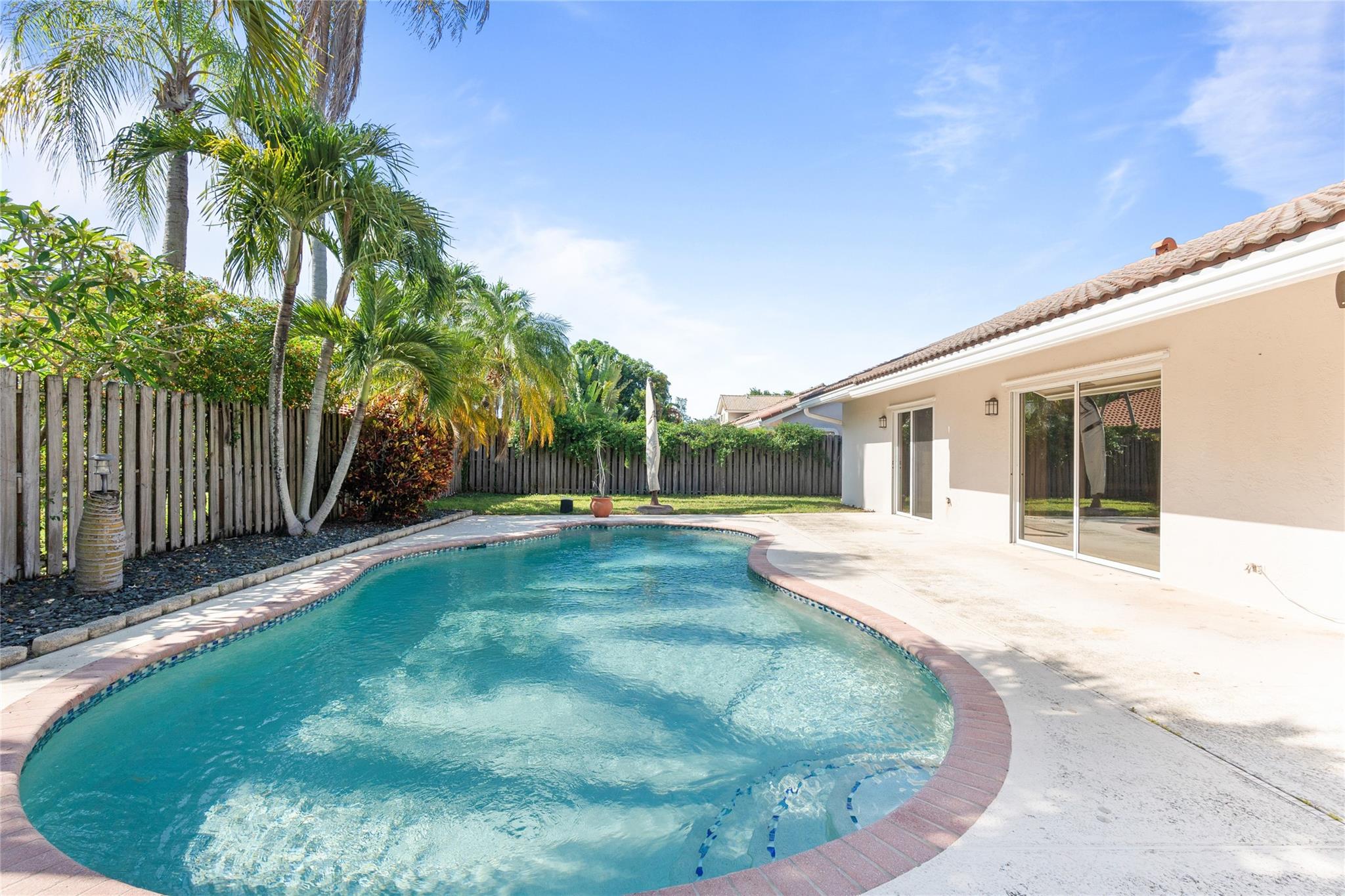 Jacaranda Prcl 101 132-17 - Residential
