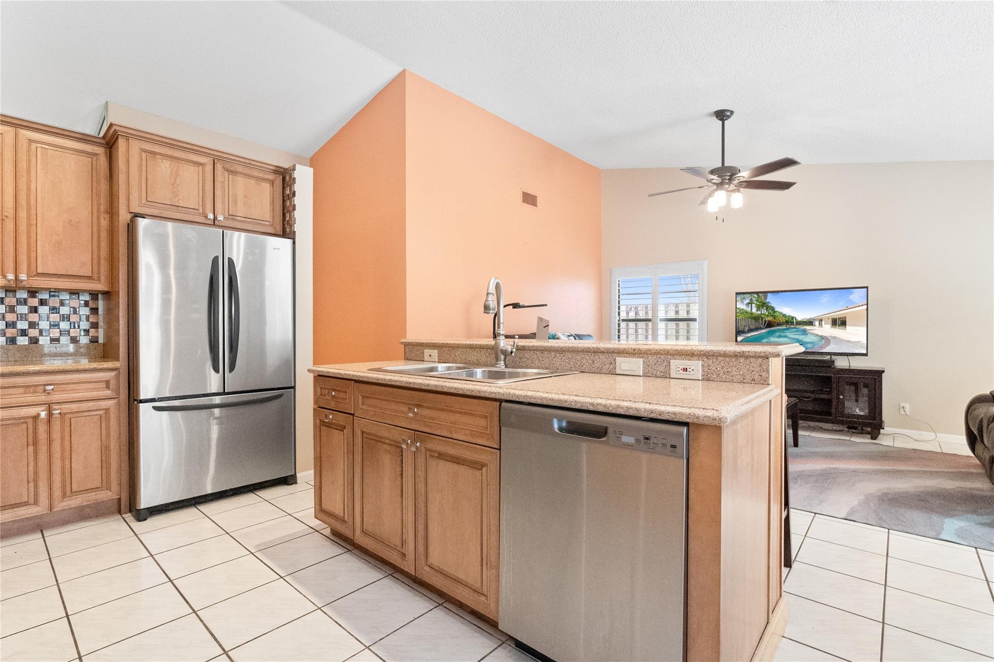 Jacaranda Prcl 101 132-17 - Residential