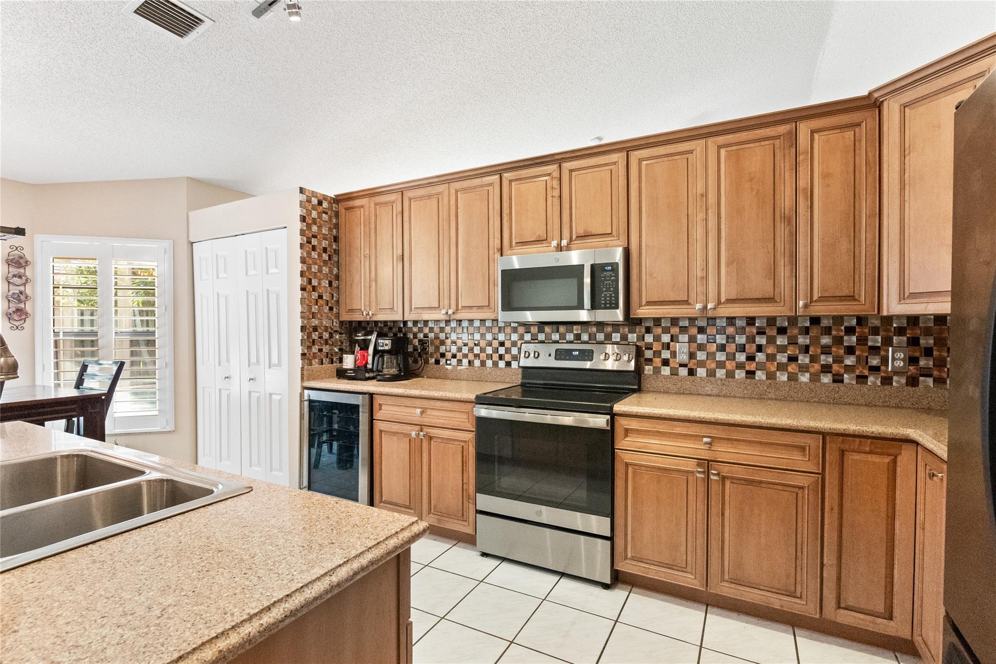 Jacaranda Prcl 101 132-17 - Residential