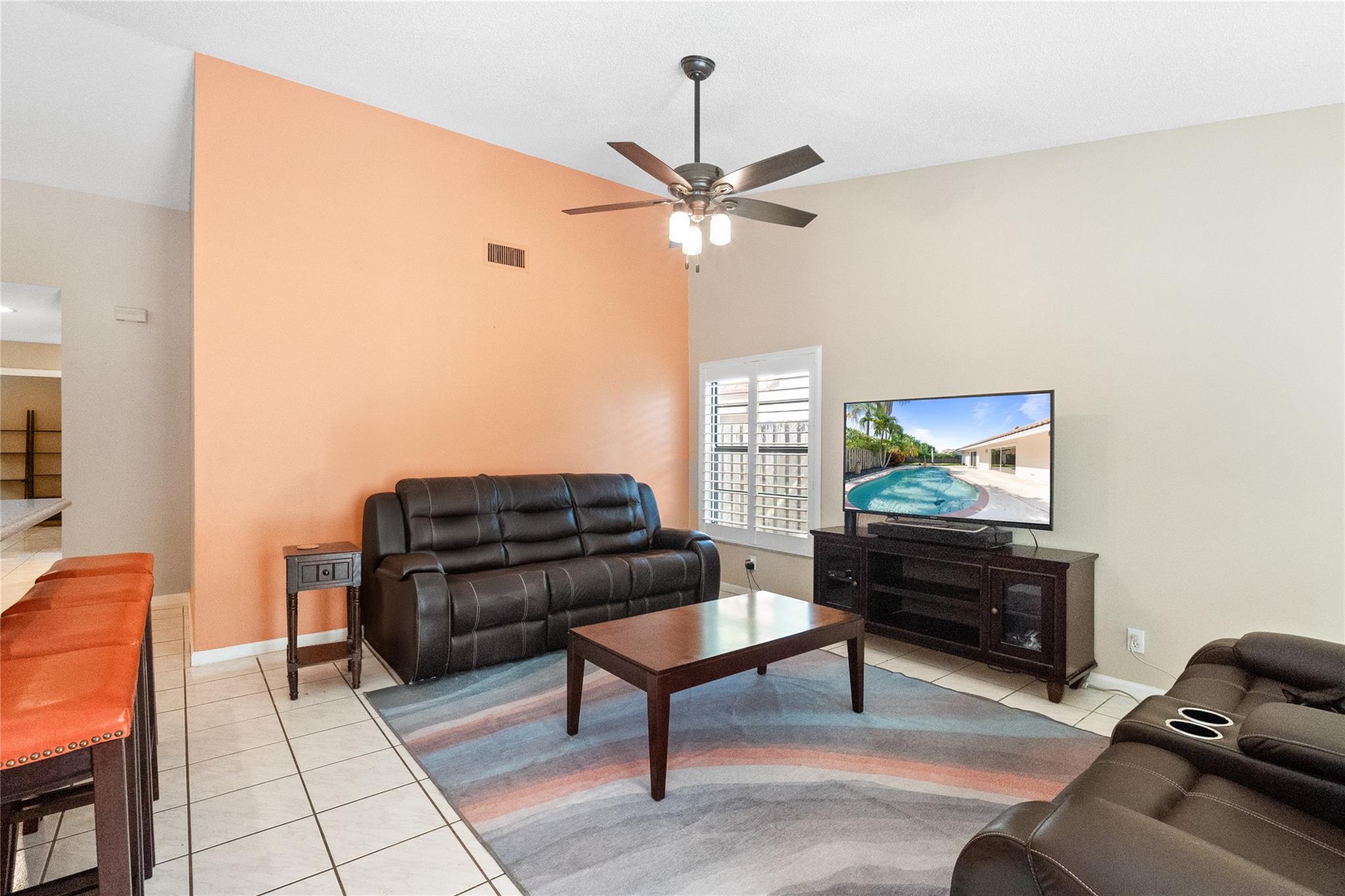 Jacaranda Prcl 101 132-17 - Residential