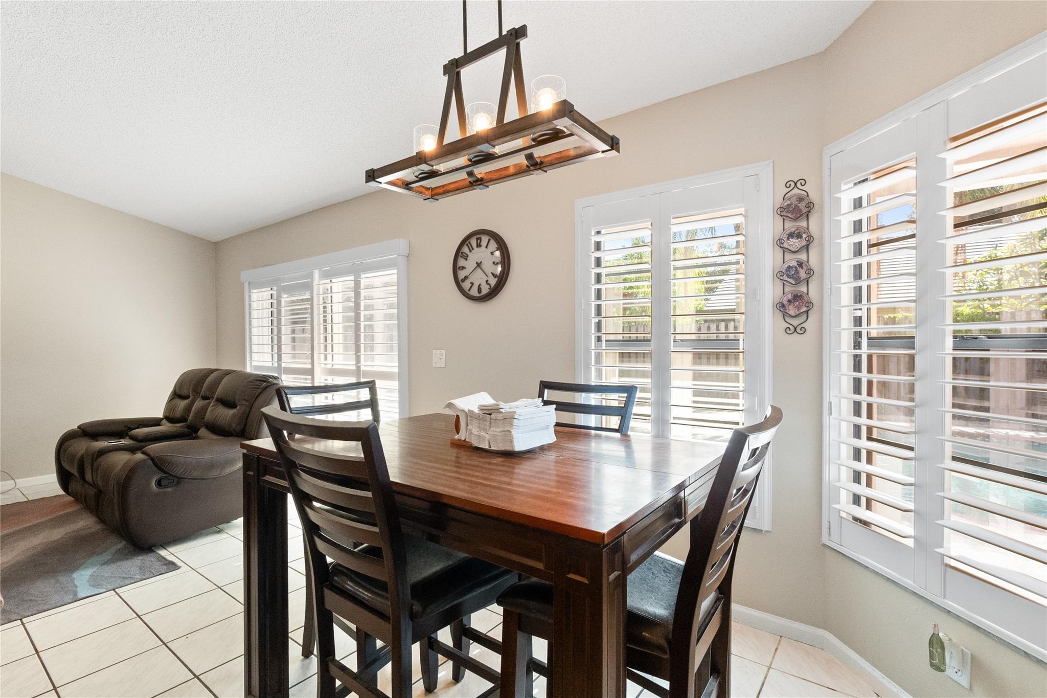 Jacaranda Prcl 101 132-17 - Residential