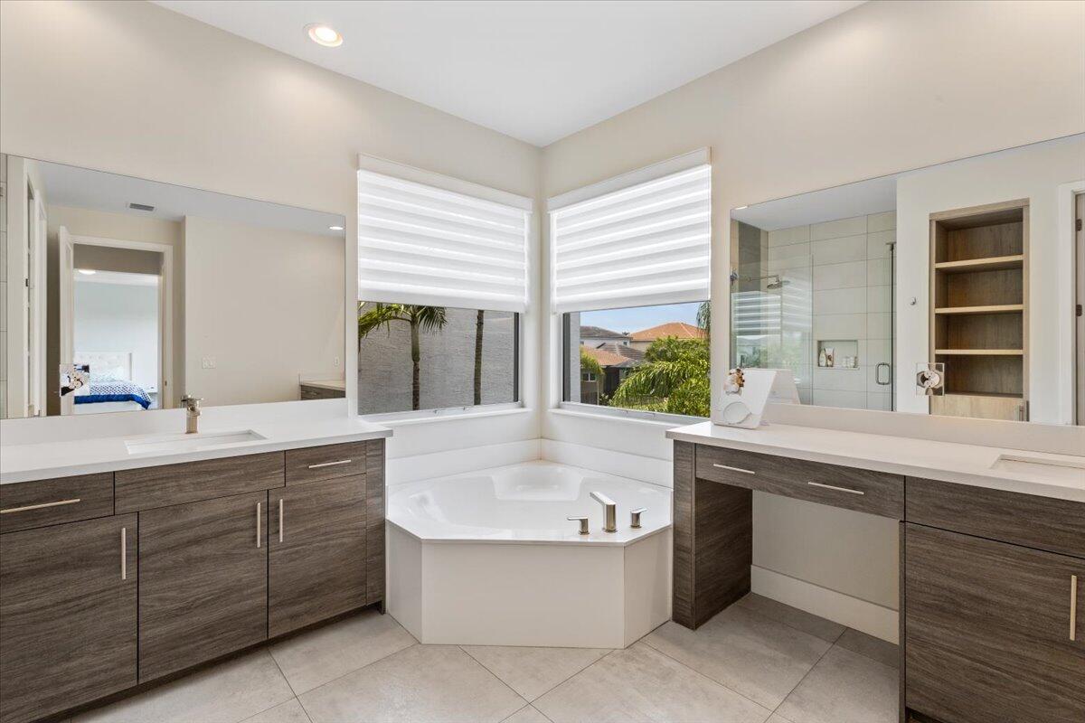 DAKOTA - Residential Lease
