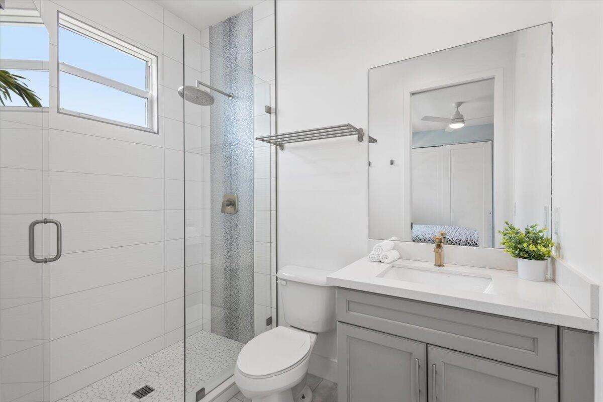 DAKOTA - Residential Lease