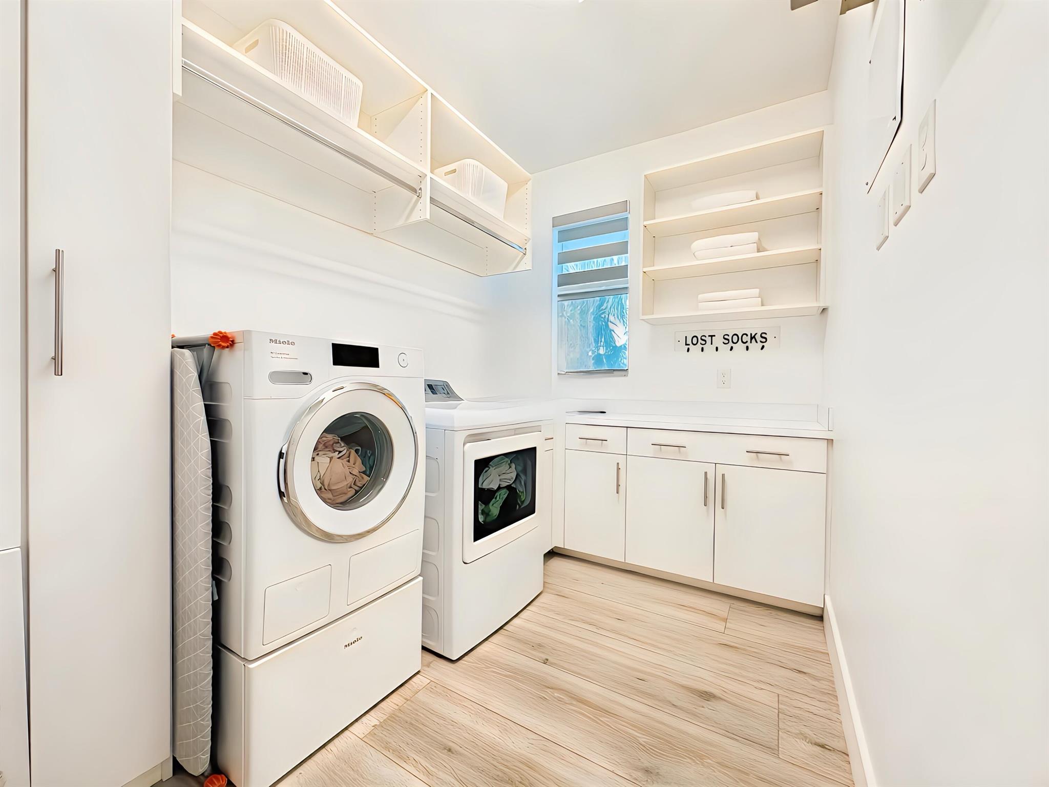 DAKOTA - Residential Lease