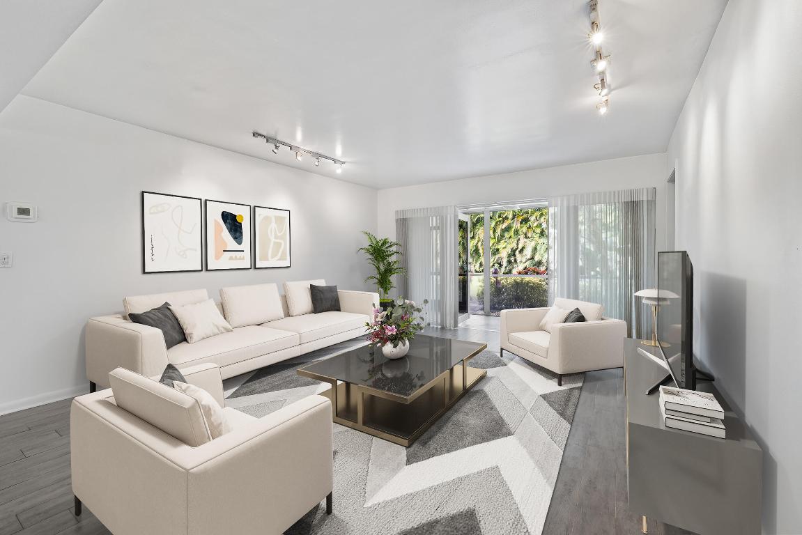 LANDS OF THE PRESIDENT CONDO 5 - Residential