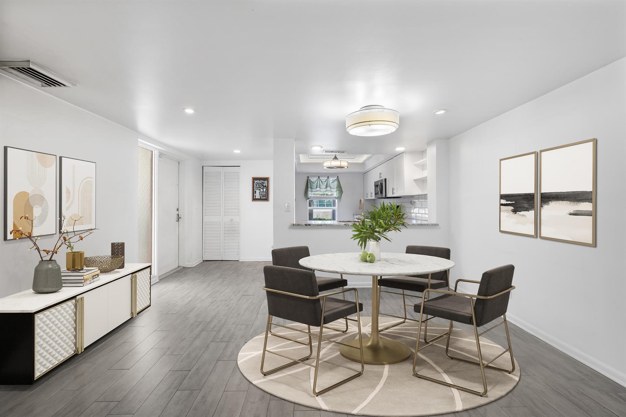 LANDS OF THE PRESIDENT CONDO 5 - Residential