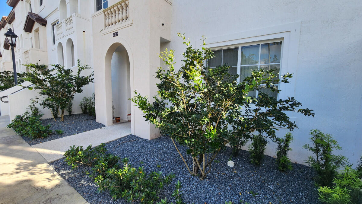 12600 SW 50th Court 411, Miramar FL 33027