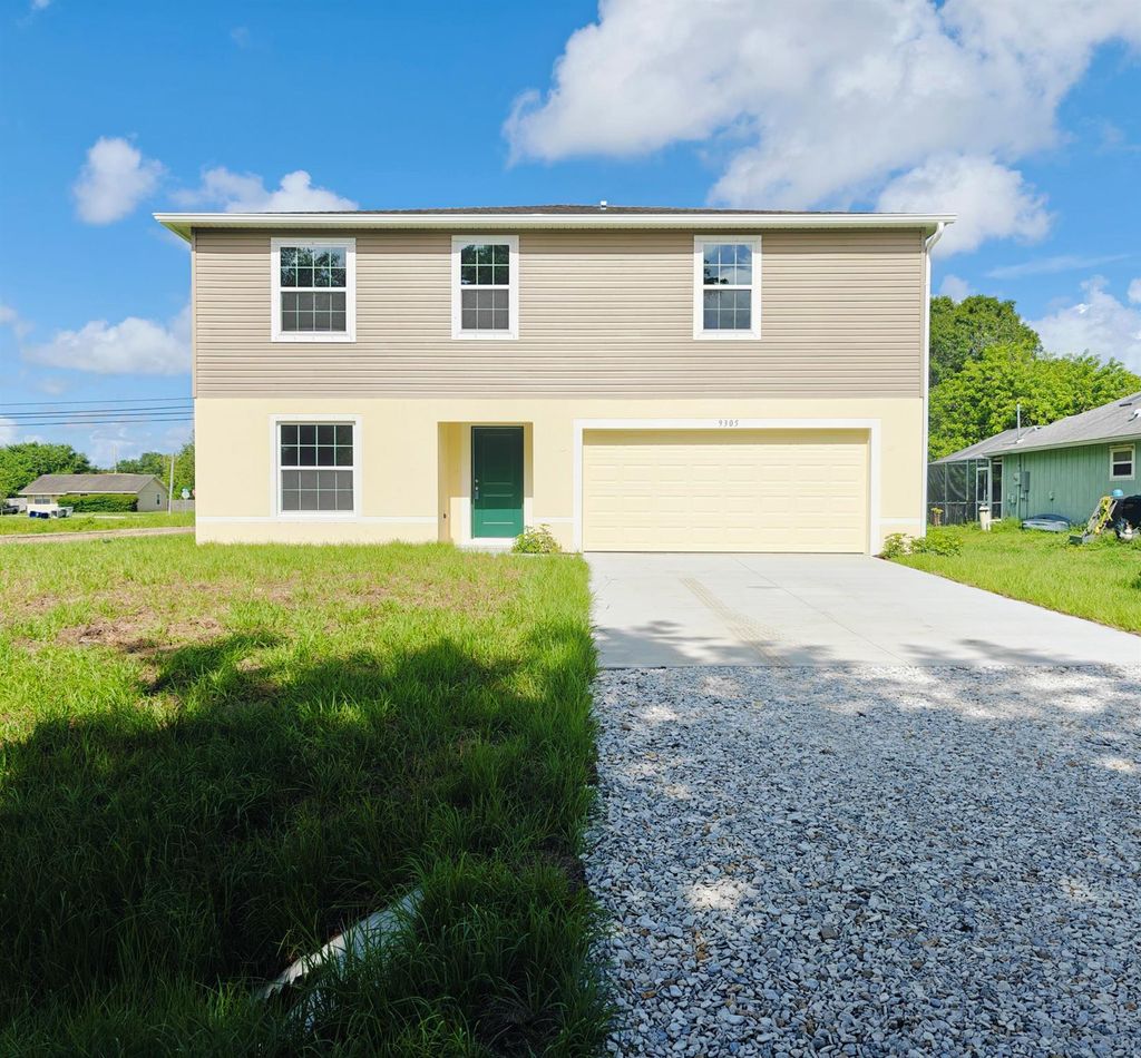 Photo of 9305 100th Court, Vero Beach, FL 32967 (MLS # R11024161)