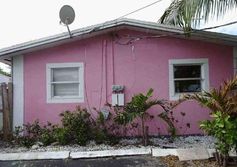 312 - 316 NE - 316 4th St#1-3