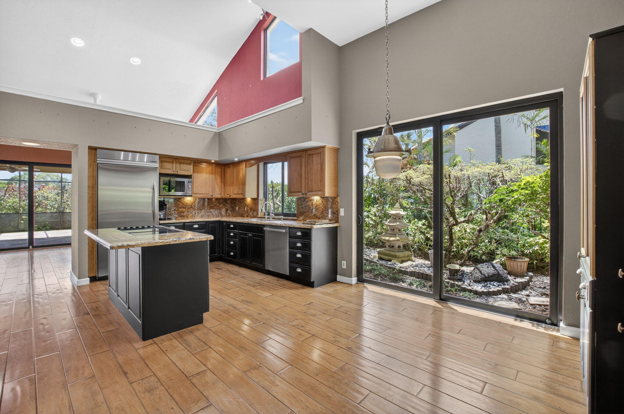 ENCANTADA - Residential