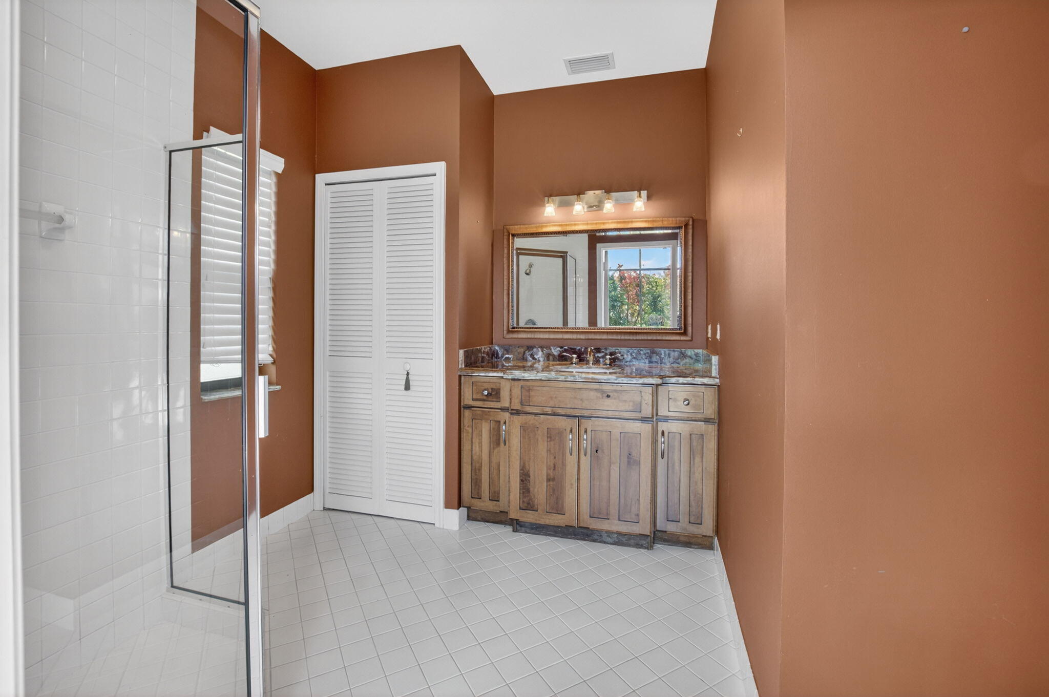 ENCANTADA - Residential