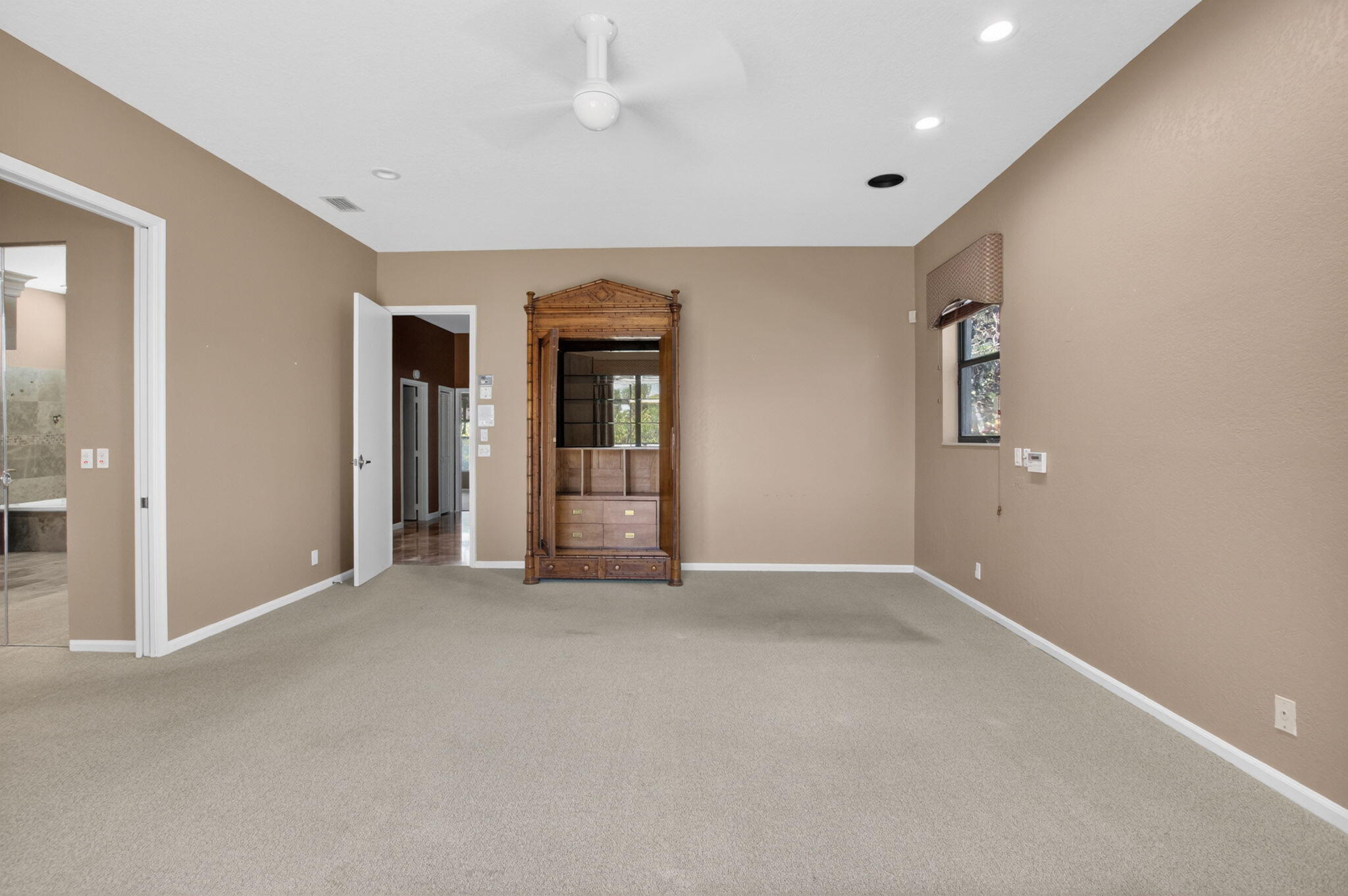 ENCANTADA - Residential