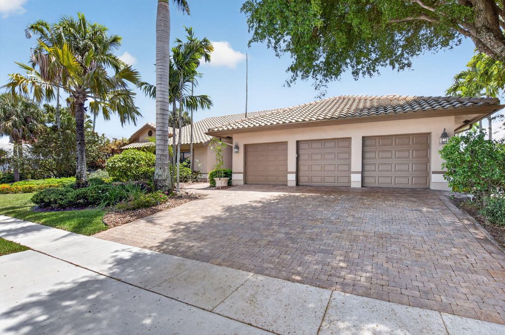 Photo of 7166 Montrico Drive, Boca Raton, FL 33433 (MLS # B26026708)