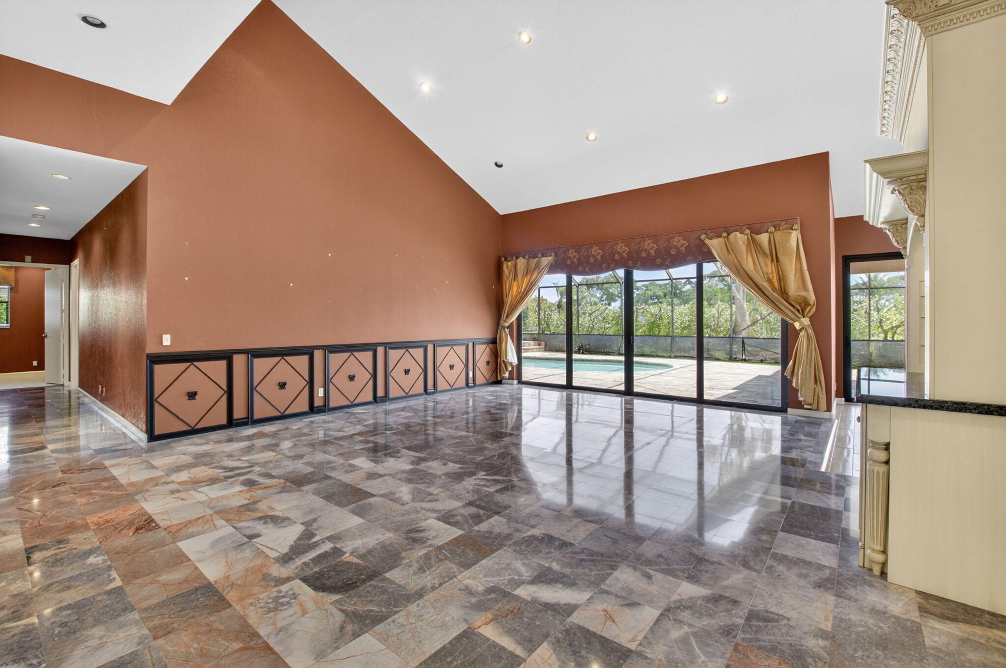 ENCANTADA - Residential