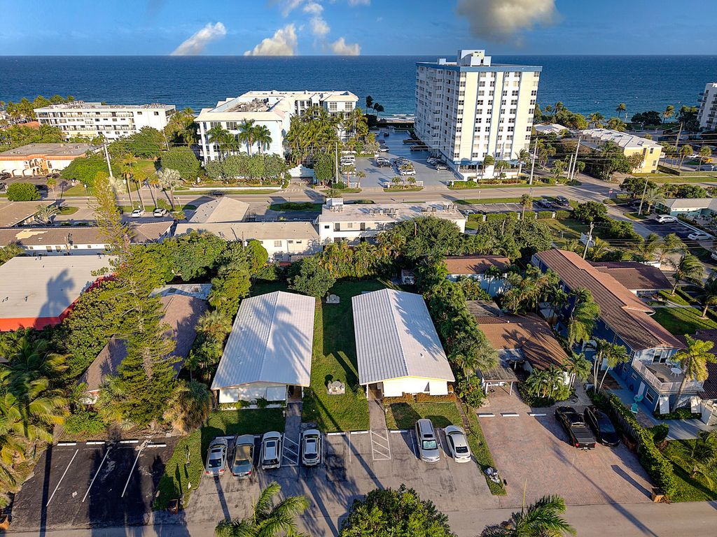 Photo of 742 SE 19th Avenue #5-8, Deerfield Beach, FL 33441 (MLS # B26004723)