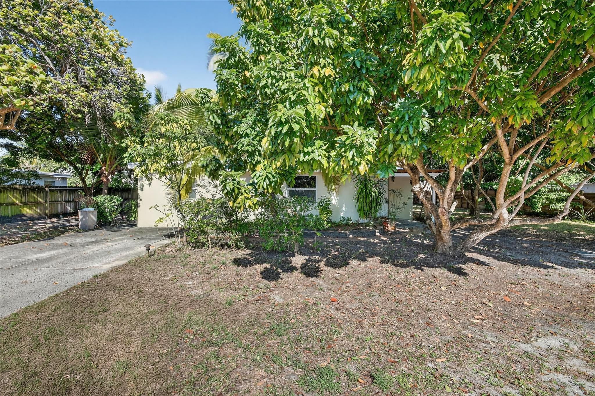 617 NW 43rd Court, Oakland Park FL 33309