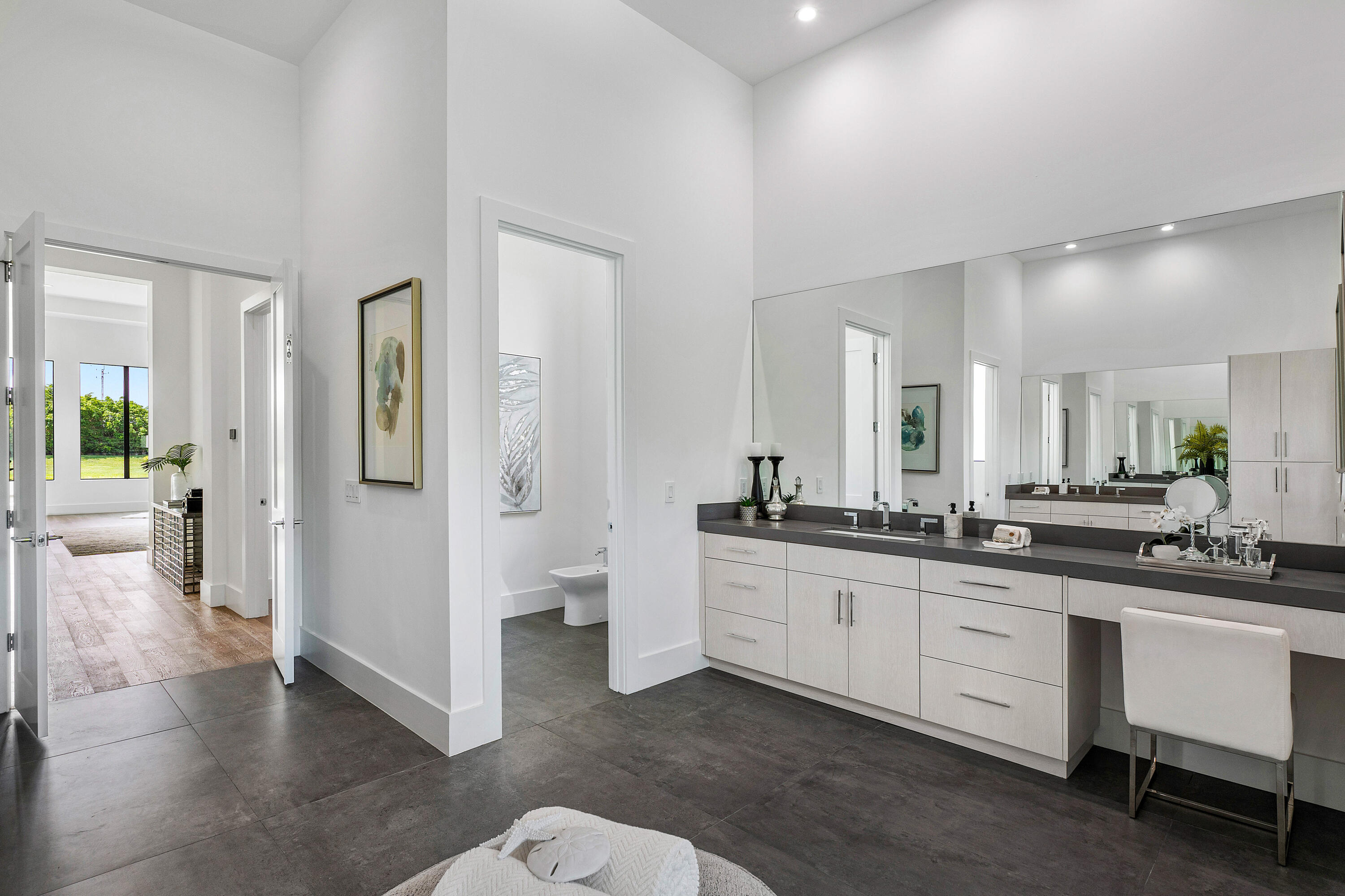 LONG LAKE ESTATES - Residential