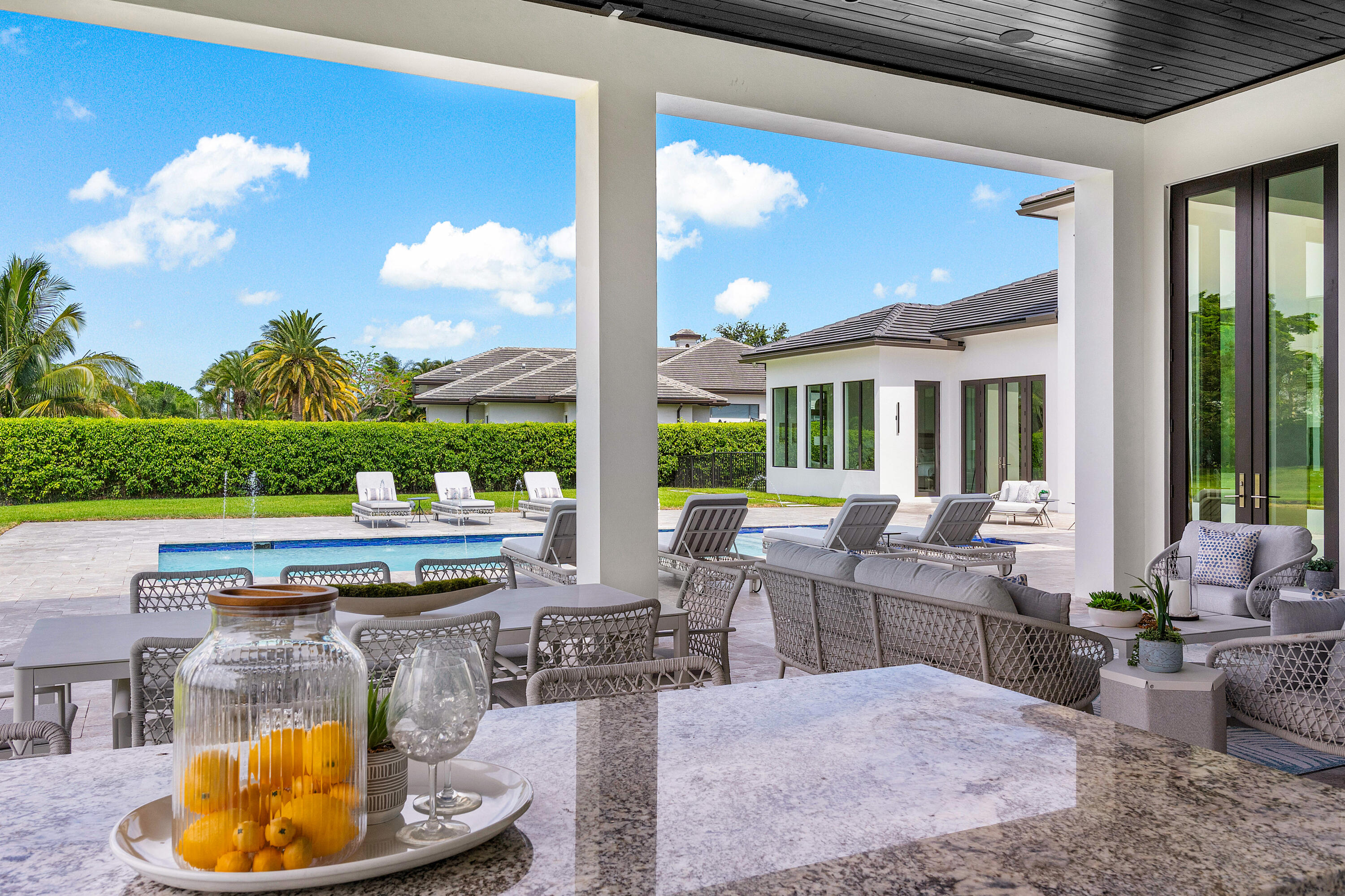 LONG LAKE ESTATES - Residential