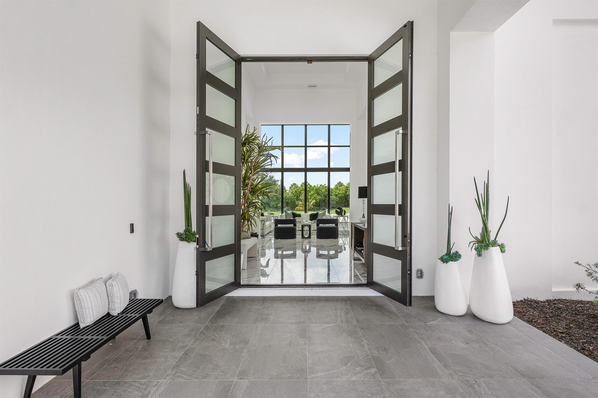 LONG LAKE ESTATES - Residential