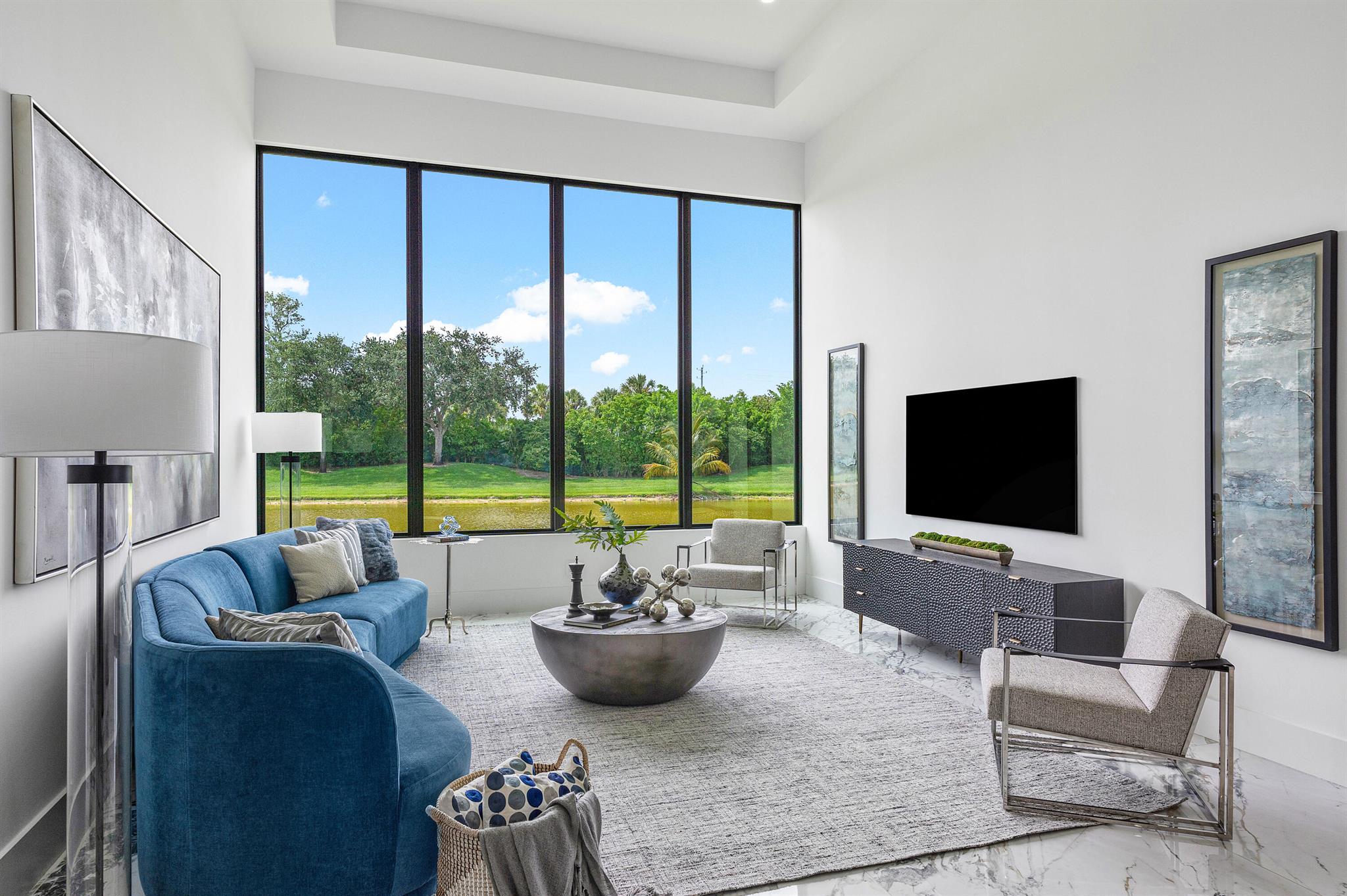 LONG LAKE ESTATES - Residential