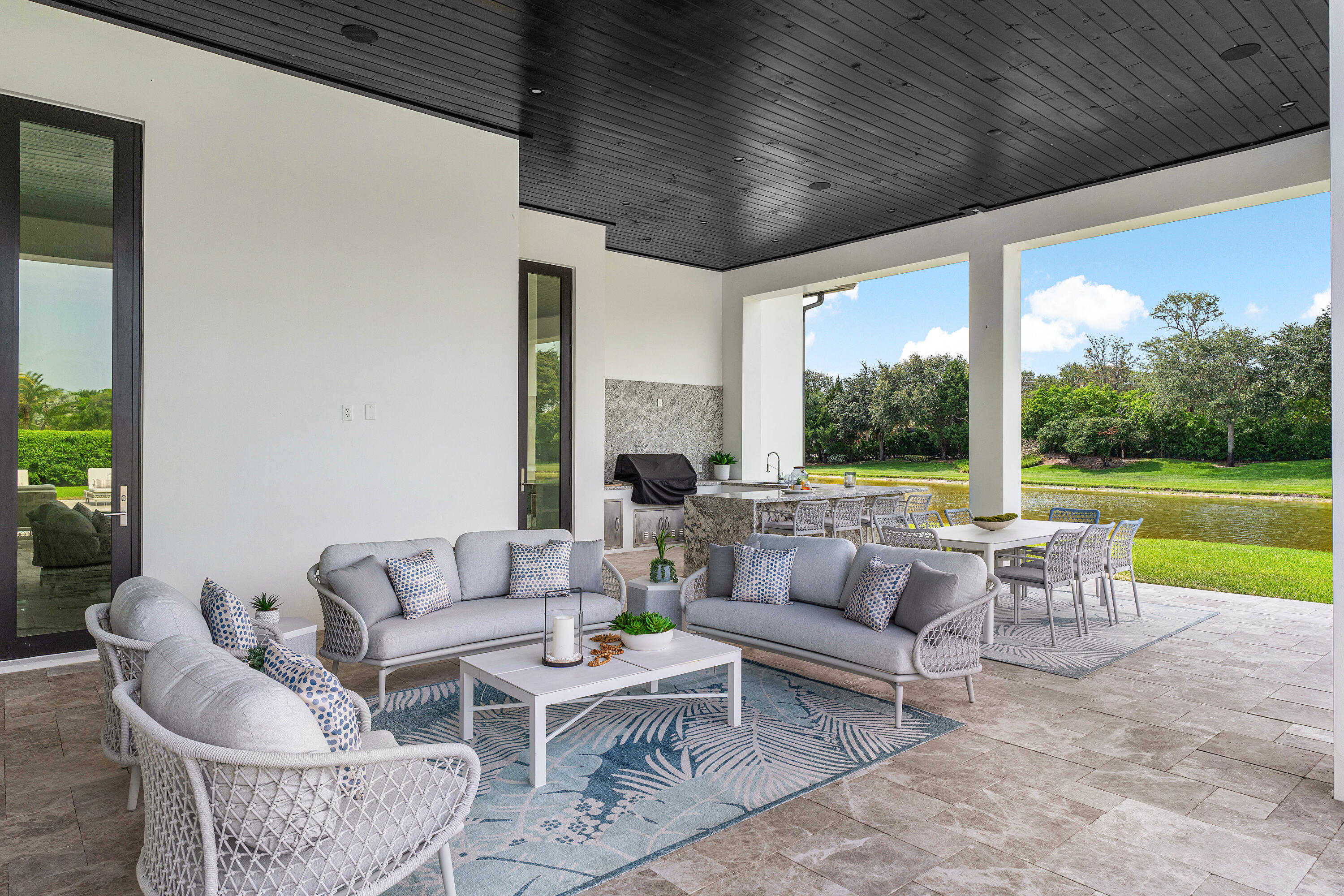 LONG LAKE ESTATES - Residential