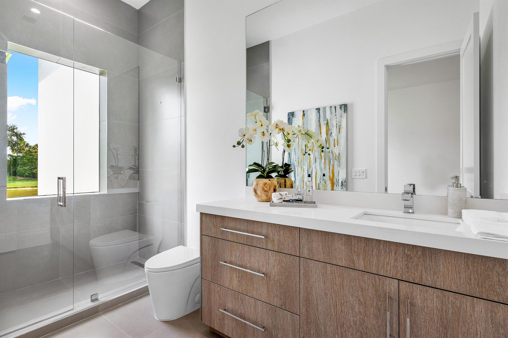 LONG LAKE ESTATES - Residential