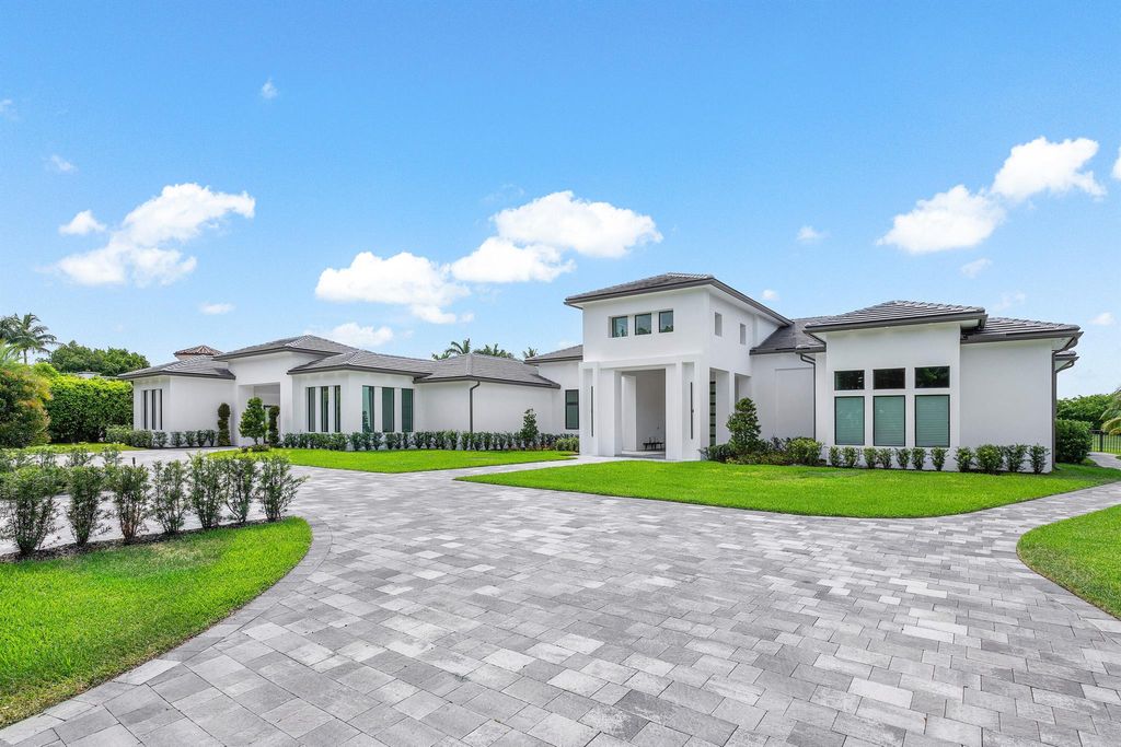 Photo of 8719 Twin Lake Drive, Boca Raton, FL 33496 (MLS # R10986016)