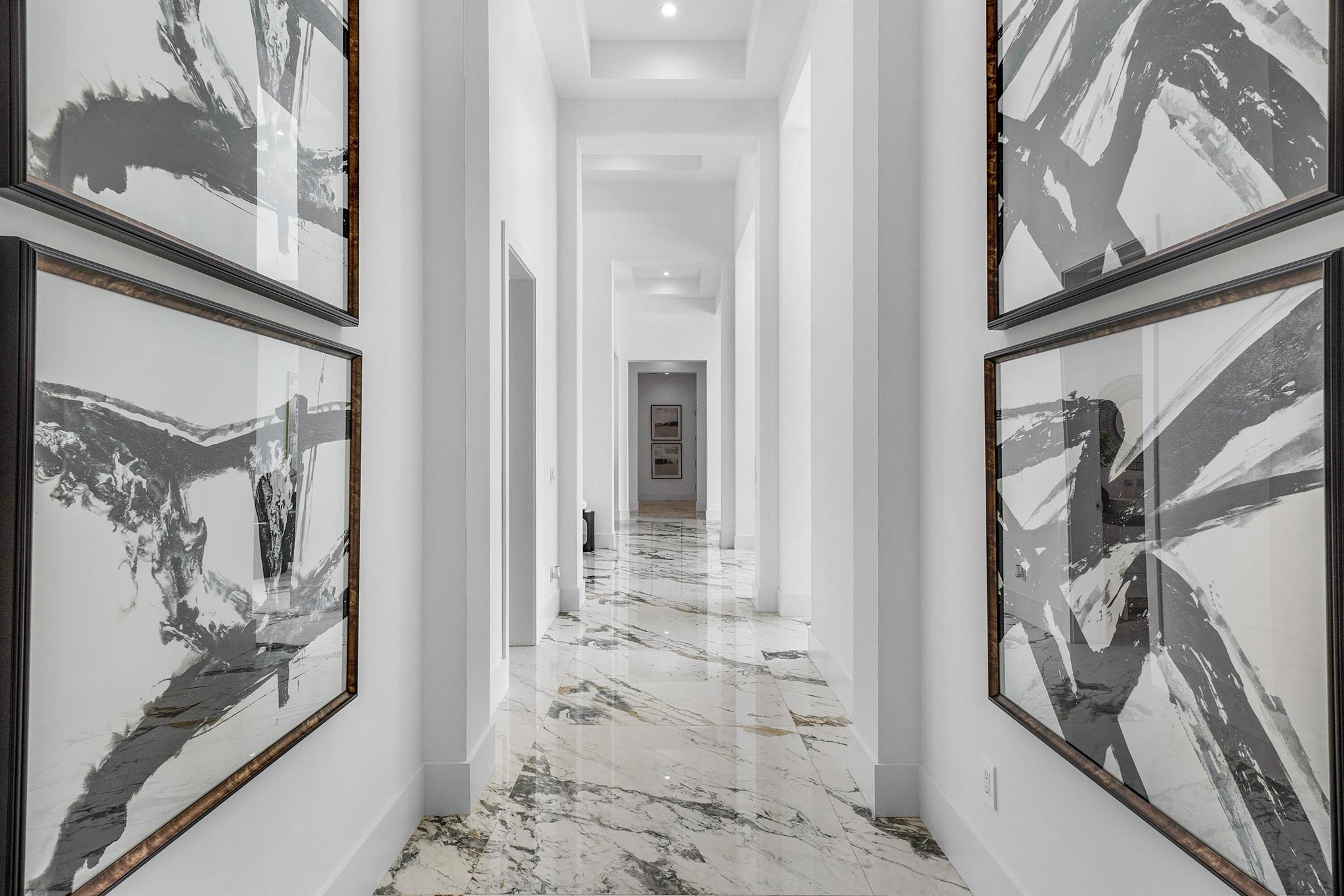 LONG LAKE ESTATES - Residential