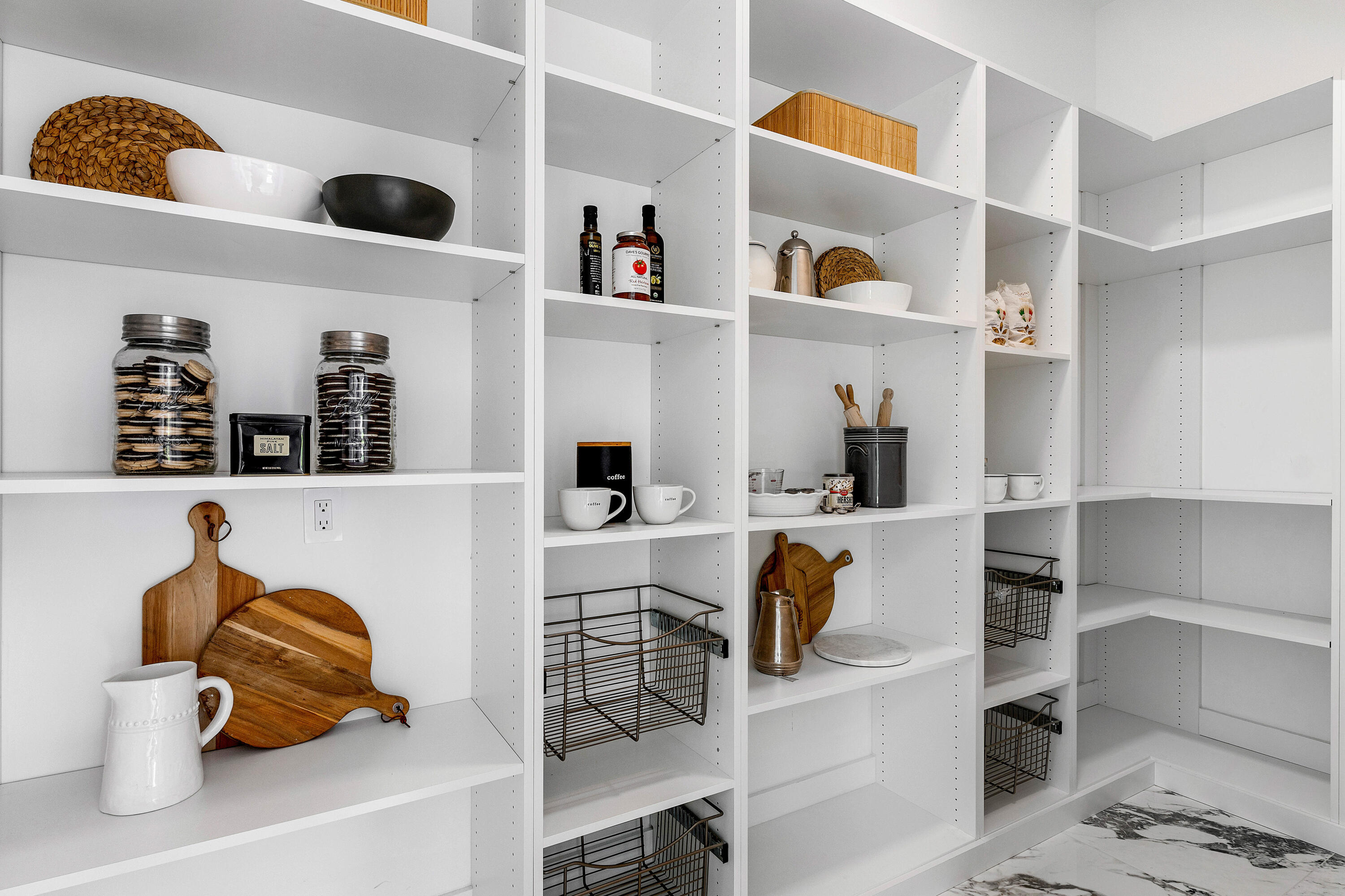 LONG LAKE ESTATES - Residential