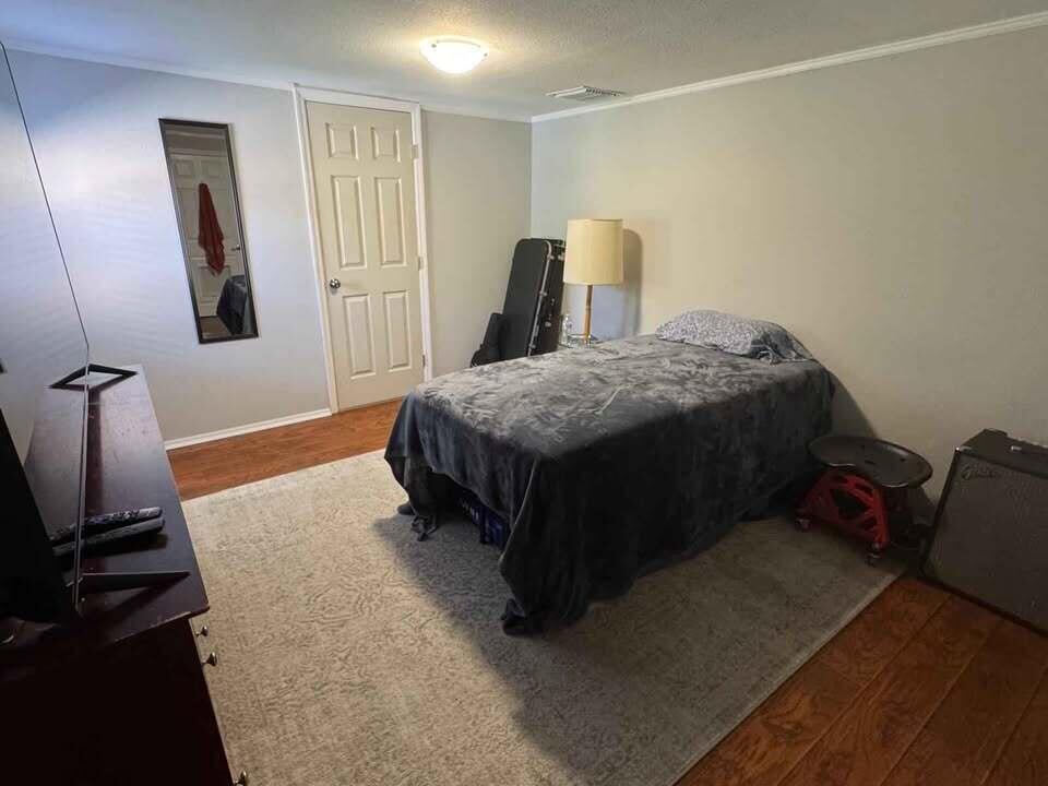 ULRICH'S SUBDIVISION - Residential Lease