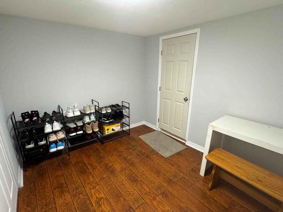 ULRICH'S SUBDIVISION - Residential Lease