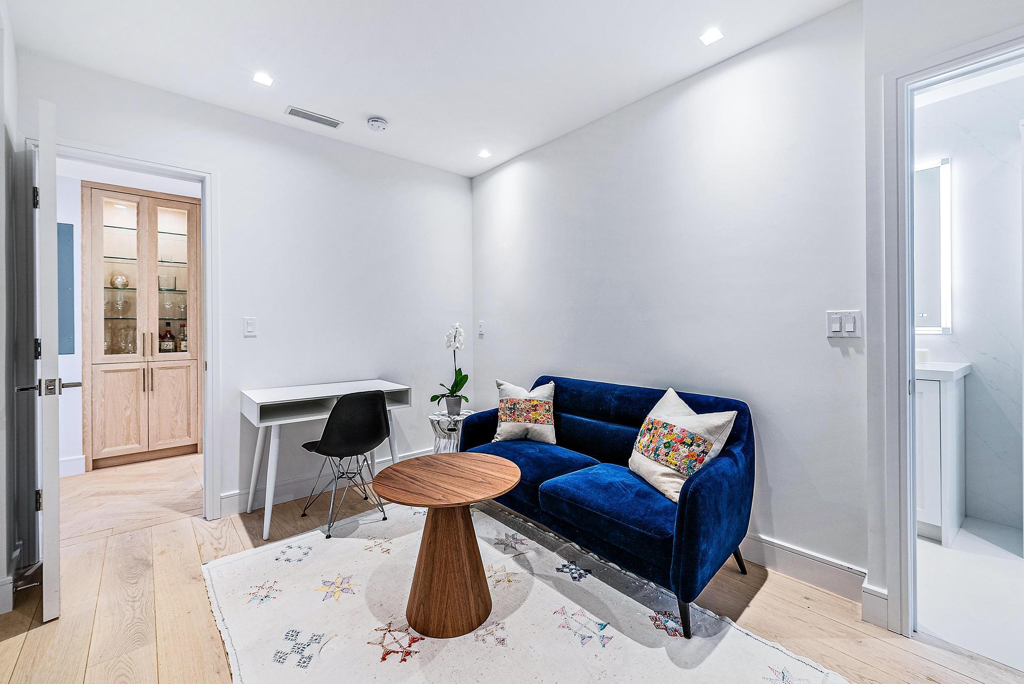 THREE EIGHTY NINE CORP LESSEE - Residential