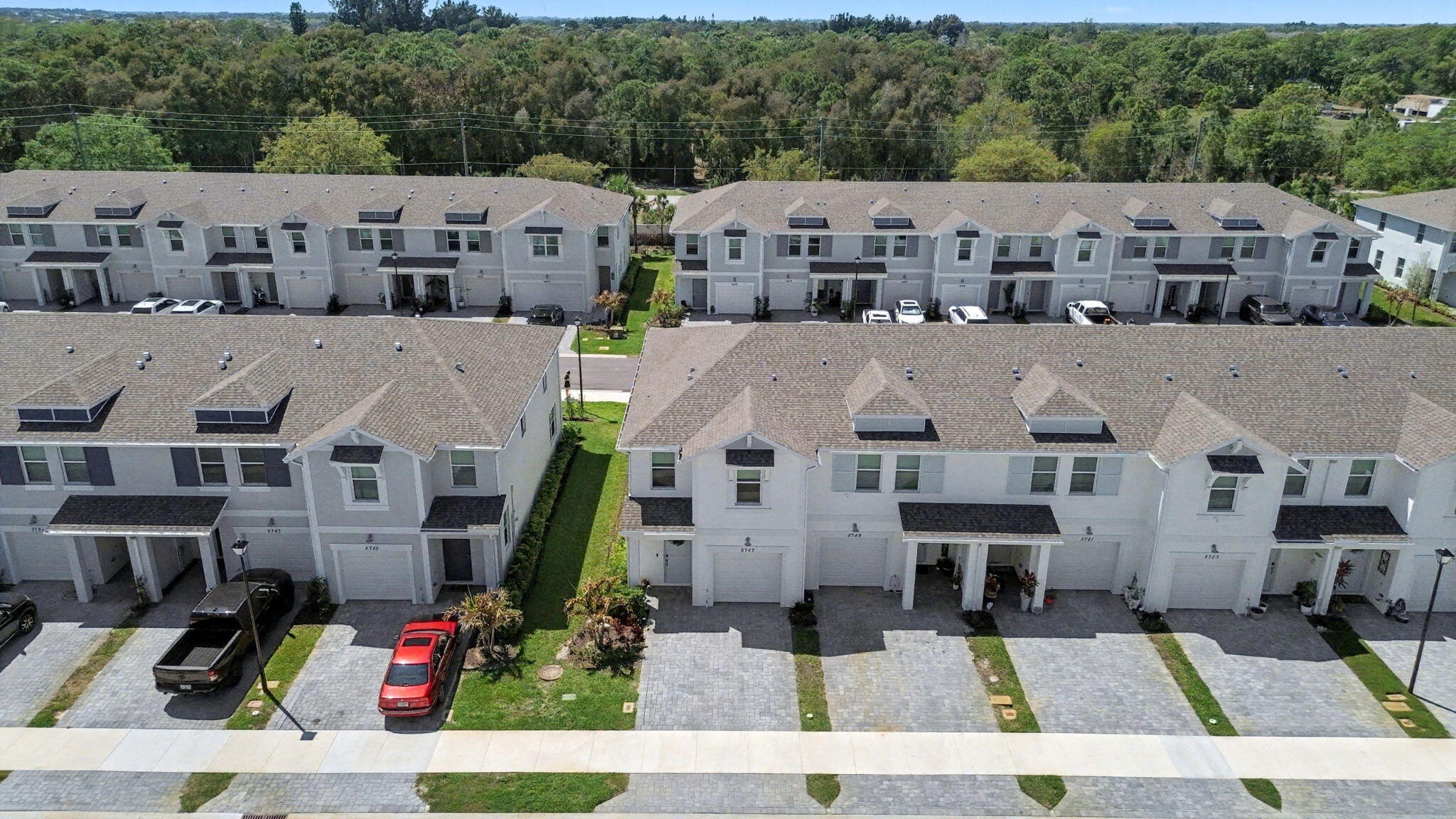 Edgewater Pointe - Residential