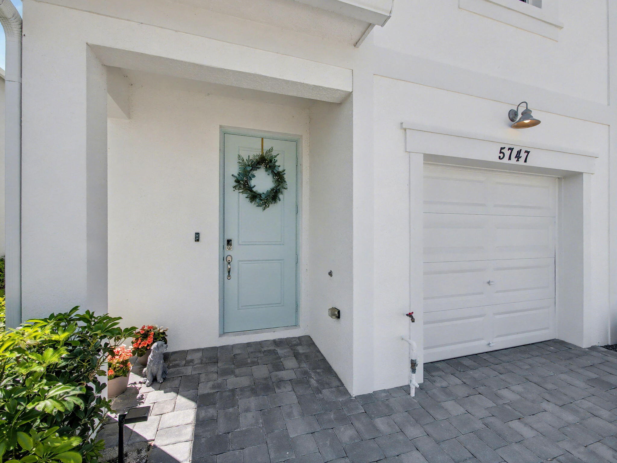 Edgewater Pointe - Residential