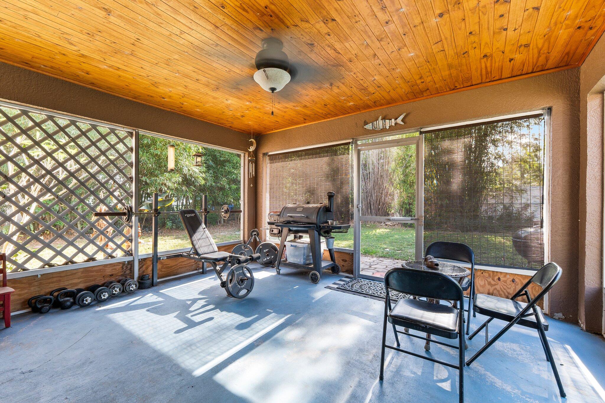 PORT ST LUCIE SECTION 48 1ST REPLAT - Residential